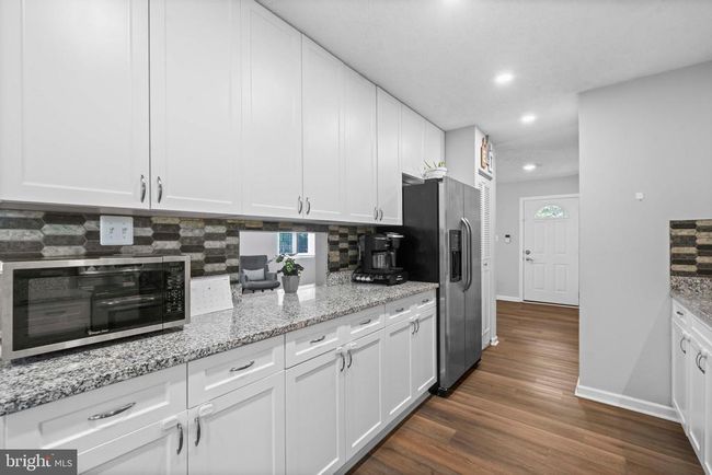12201 Nutmeg Ln, House other with 3 bedrooms, 2 bathrooms and null parking in RESTON VA | Image 12