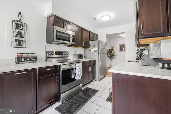 190 - 11328 Halethorpe Ter, Condo with 3 bedrooms, 2 bathrooms and null parking in GERMANTOWN MD | Image 5