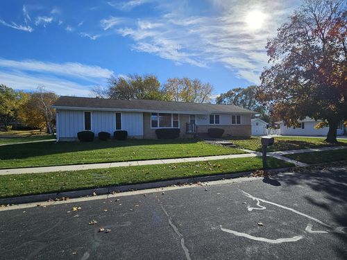 1305 Endl Boulevard, Fort Atkinson, WI, 53538 | Card Image