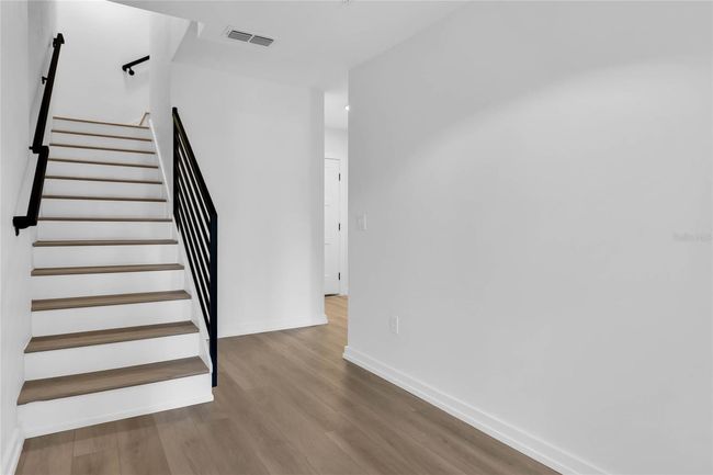 UNIT-2 - 1602 Park Lake St, Townhouse with 3 bedrooms, 4 bathrooms and null parking in Orlando FL | Image 4