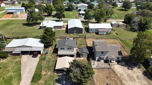 211 S Marilyn St, Fort Cobb, OK, 73038-5605 | Card Image