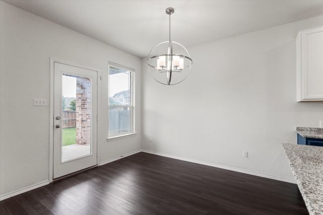 Dining area off kitchen | Image 9