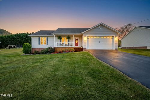 115 Hamilton Rd, Elizabethton, TN, 37643-4887 | Card Image