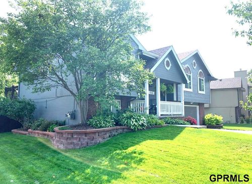 1807 Savannah Dr, Papillion, NE, 68133-2397 | Card Image