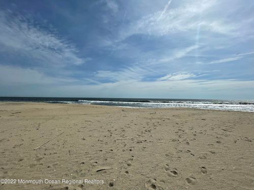 1500 Ocean Ave, Sea Bright, NJ, 07760-2228 | Card Image