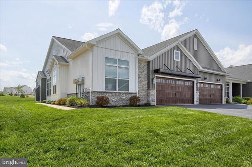736 Aurora Dr, MECHANICSBURG, PA, 17055-7542 | Card Image