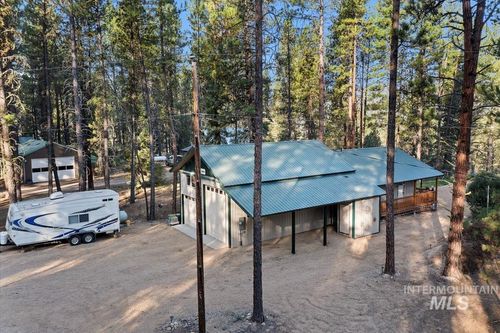20 View Dr, Centerville, ID, 83631-4116 | Card Image