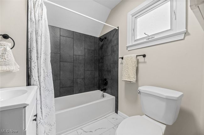 725 Saint Clair Ave, House other with 2 bedrooms, 1 bathrooms and null parking in Barberton OH | Image 18
