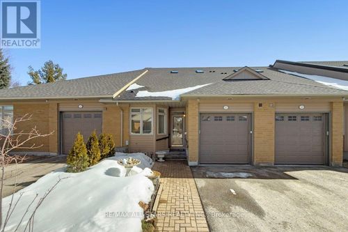 21 Wave Hill Way, Markham (Greensborough), ON, L6E1J2 | Card Image