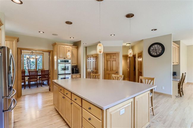 Stainless appliances including double ovens plus there's a walk-in pantry as well! | Image 5