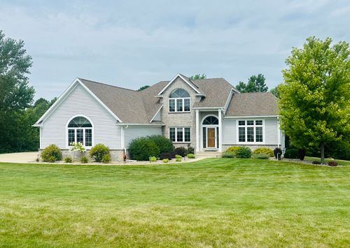 8123680 Sunset View Dr, BIG BEND, WI, 53103-9210 | Card Image