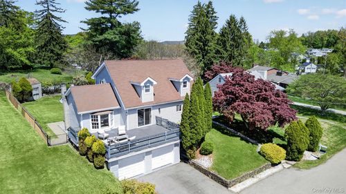 5 Arlington Ct, Montrose, NY, 10548-1112 | Card Image