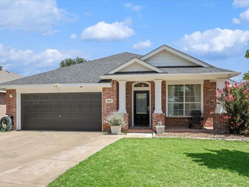 9800 Autumn Sage Dr, Fort Worth, TX, 76108-4812 | Card Image