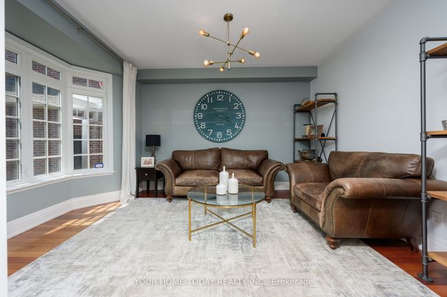 25 View Point Cir, House other with 5 bedrooms, 4 bathrooms and 6 parking in Georgetown ON | Image 4