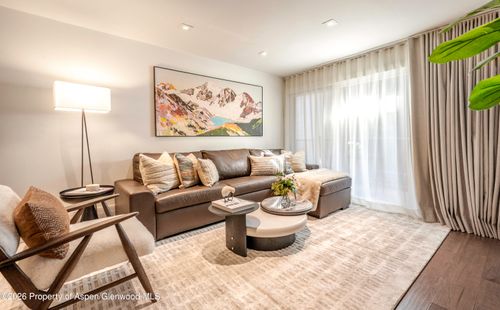 2j-205 E Durant Ave, Aspen, CO, 81611-3814 | Card Image