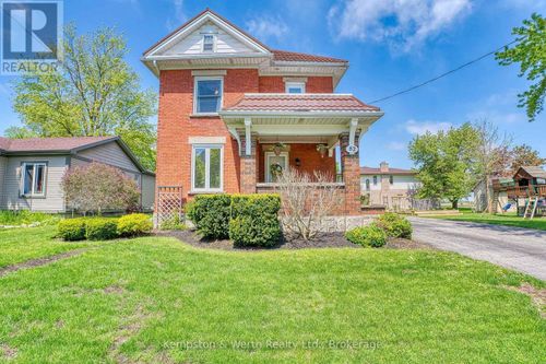 82 Main St N, Milverton, ON, N0K1M0 | Card Image