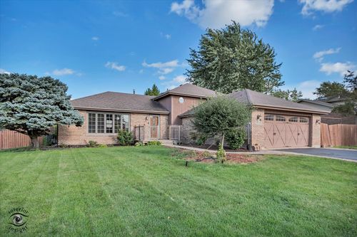 20349 S Green Meadow Ln, Frankfort, IL, 60423-8731 | Card Image