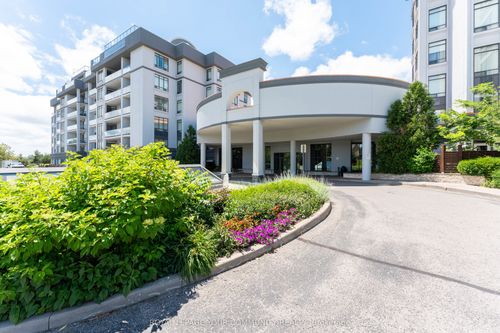110-11121 Yonge St, Richmond Hill, ON, L4C0S7 | Card Image