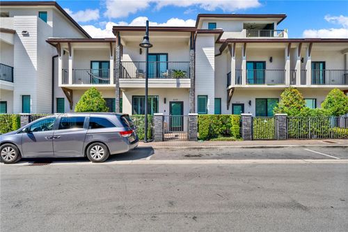 8319 Nw 49th St, Doral, FL, 33166-5887 | Card Image