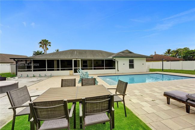 0 - 183 Sunflower Cir, House other with 4 bedrooms, 2 bathrooms and null parking in Royal Palm Beach FL | Image 48