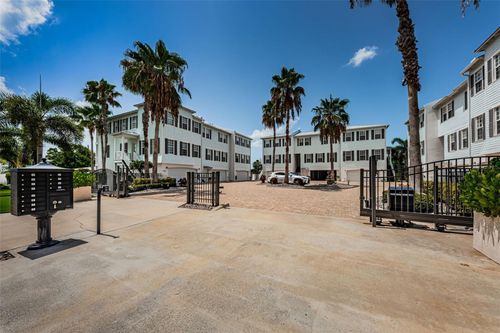 7010 Grevilla Ave S, South Pasadena, FL, 33707-2049 | Card Image
