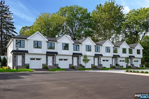 7 Fey Pl, Oradell, NJ, 07649 | Card Image