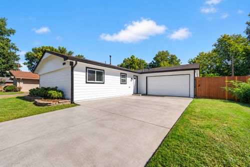 8980 E 33rd Place, Tulsa, OK, 74145 | Card Image