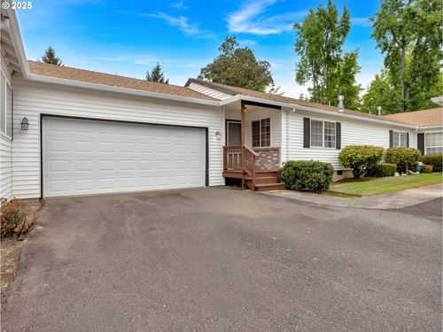 13712 Se Linden Ln, Milwaukie, OR, 97222-8517 | Card Image