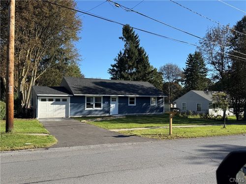 125 Standart Ave, Auburn, NY, 13021-1301 | Card Image