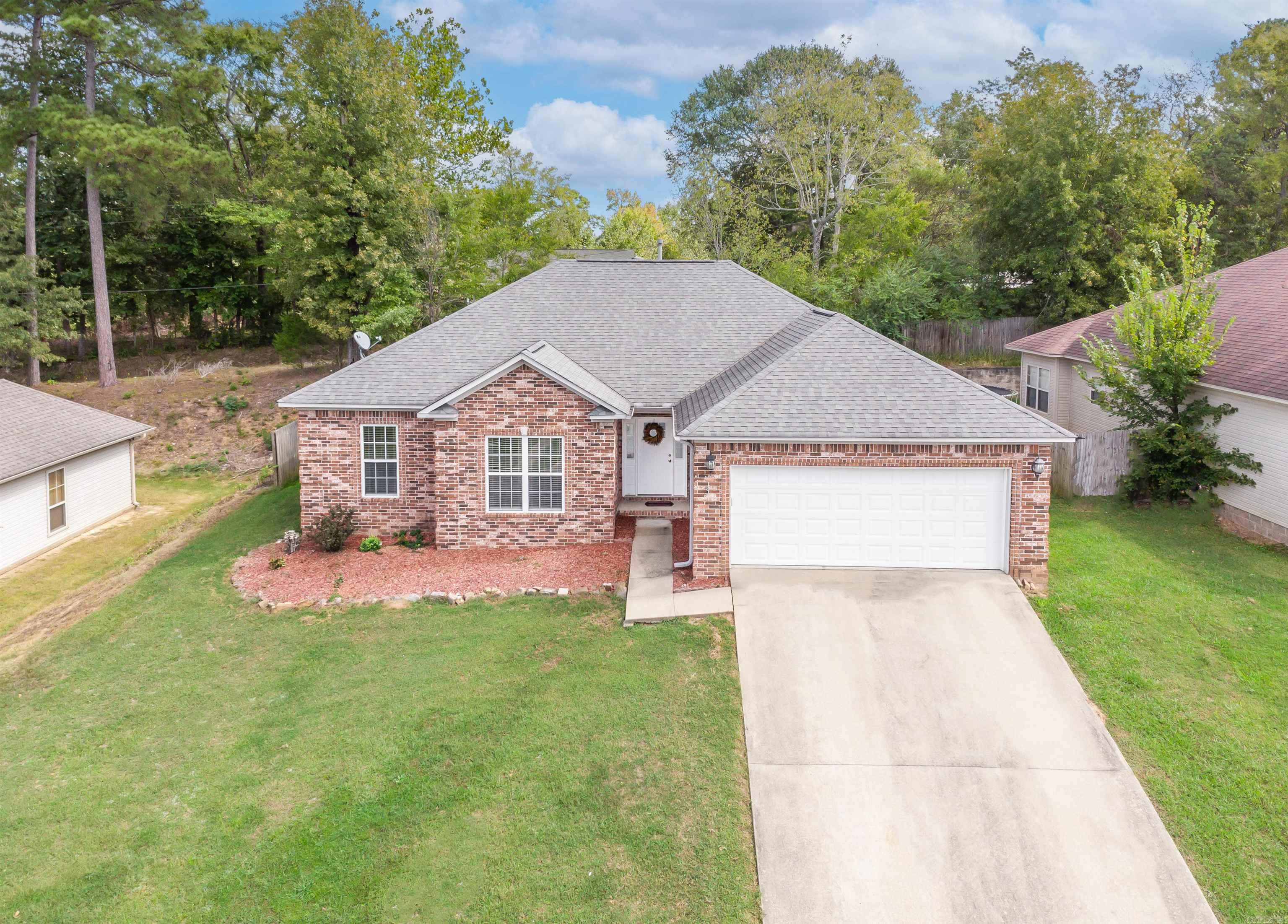 Woodridge Dr, Little Rock, AR 72204