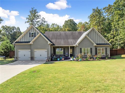 1557 Shadowstone Cir, Winder, GA, 30680-2987 | Card Image