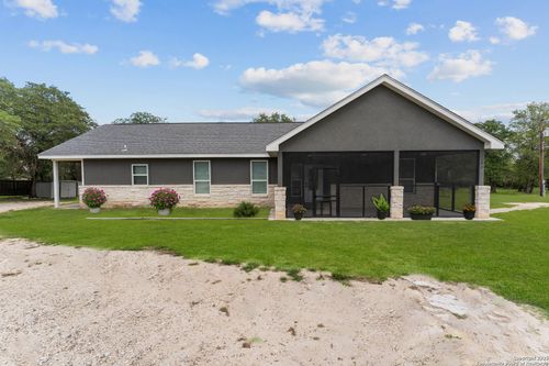 281 Wood Valley Dr, Adkins, TX, 78101-2752 | Card Image