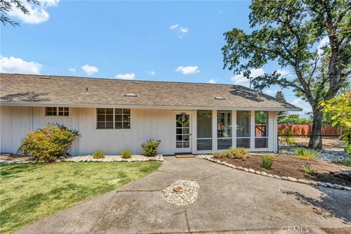 1685 S Main St, Lakeport, CA, 95453-5611 | Card Image