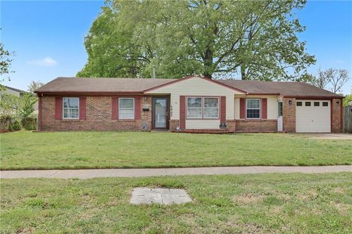 3805 S Plaza Trl, Virginia Beach, VA, 23452-2209 | Card Image