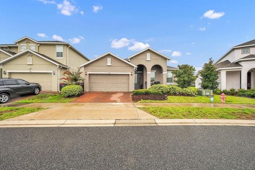 189 Trinity Ridge Cir, DAVENPORT, FL, 33897-7500 | Card Image