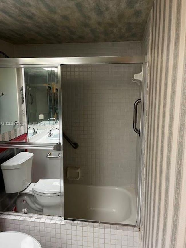 APT-807 - 3090 N Course Dr, Condo with 3 bedrooms, 3 bathrooms and null parking in Pompano Beach FL | Image 36