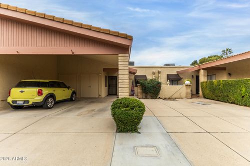 2707 E Shaw Butte Dr, Phoenix, AZ, 85028-1121 | Card Image