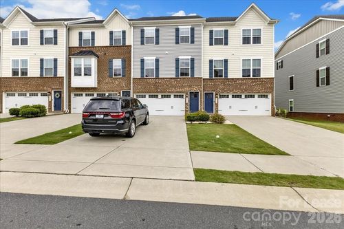2611 Grantham Place Dr, Fort Mill, SC, 29715-6959 | Card Image