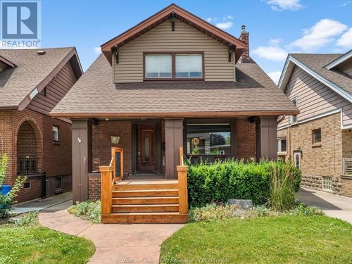1671 Victoria Ave, Windsor, ON, N8X1P6 | Card Image