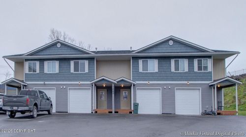 2-1660 E Kinzi Cir, Wasilla, AK, 99654-8383 | Card Image