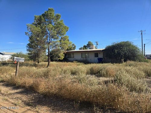 9301 E Faith Ave, Hereford, AZ, 85615-9336 | Card Image