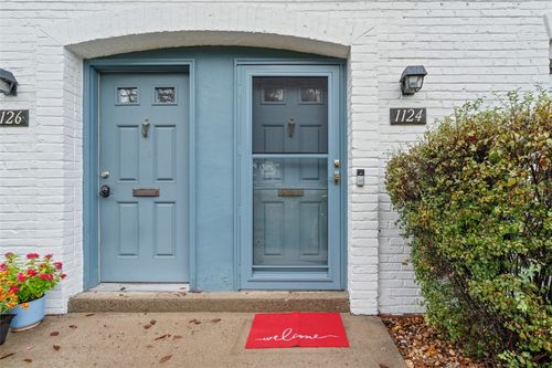 1124 Pennsbury Blvd, Pittsburgh, PA, 15205-1610 | Card Image
