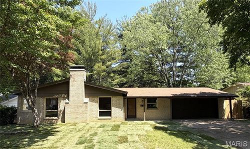 22 Fourscore Dr, Belleville, IL, 62226-4808 | Card Image