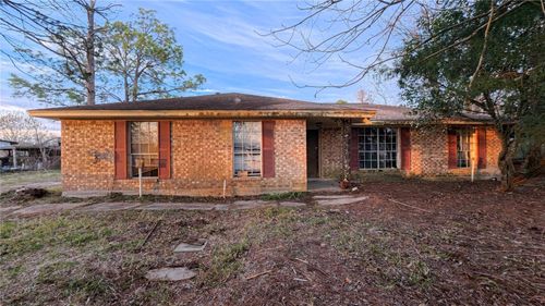 748 County Road 296d, Alvin, TX, 77511-1186 | Card Image