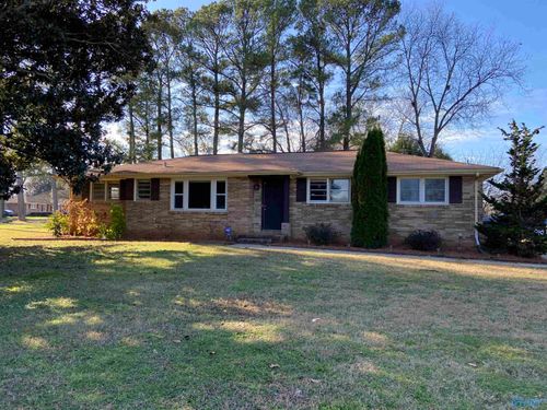 6407 Robinhood Ln Nw, Huntsville, AL, 35806-1965 | Card Image