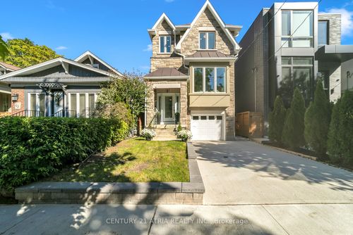 47 8th St, Etobicoke, ON, M8V3C2 | Card Image