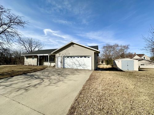 205 Ash St N, Sauk Centre, MN, 56378-2102 | Card Image