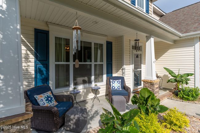 433 Landsdowne Cir, House other with 4 bedrooms, 3 bathrooms and 2 parking in Hampstead NC | Image 5
