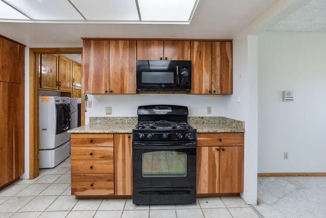 57012 Mt Hwy 212, House other with 4 bedrooms, 3 bathrooms and null parking in Charlo MT | Image 10
