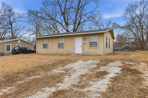 2618 S 48th Ter, Kansas City, KS, 66106-3516 | Card Image